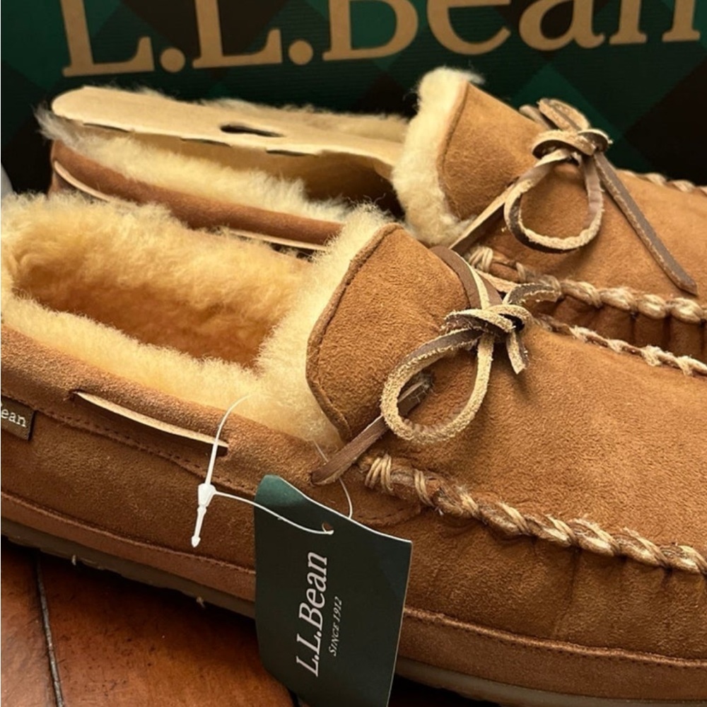 L.L. Bean WICKED GOOD MOC